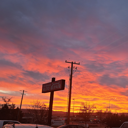St George Auto Repair Logo