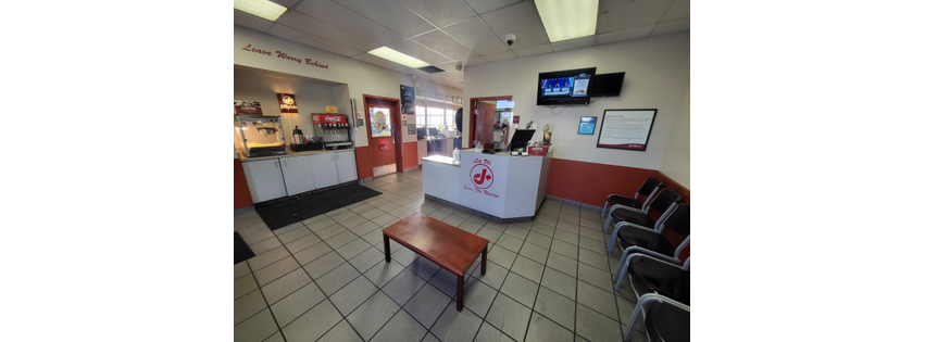 Jiffy Lube Oil Change & Multicare