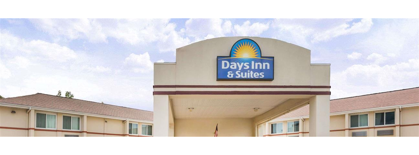 Days Inn & Suites by Wyndham Bridgeport - Clarksburg