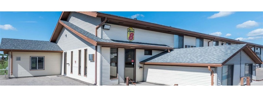 Super 8 by Wyndham Devils Lake