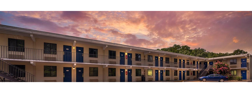 Travelodge by Wyndham Norfolk Airport