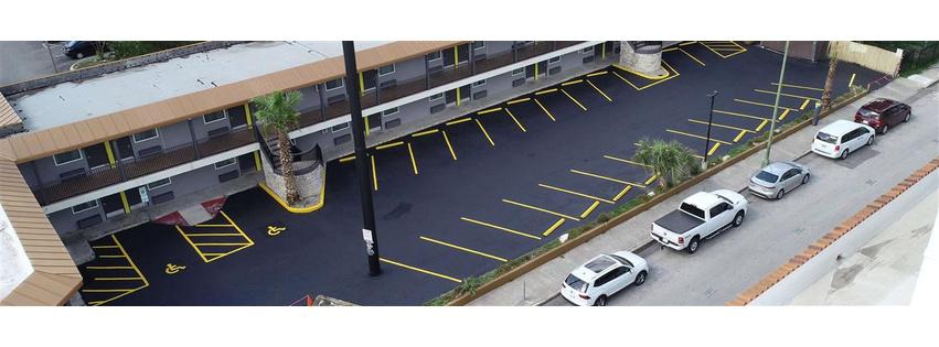 Days Inn by Wyndham San Antonio Alamo/Riverwalk
