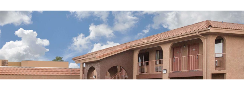 Howard Johnson by Wyndham St. George Hotel & Suites