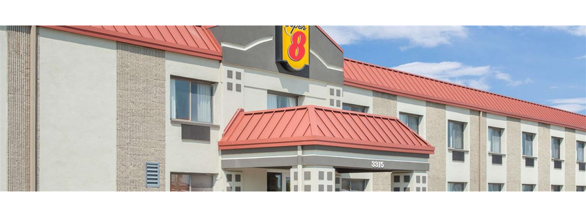 Super 8 by Wyndham Marshalltown