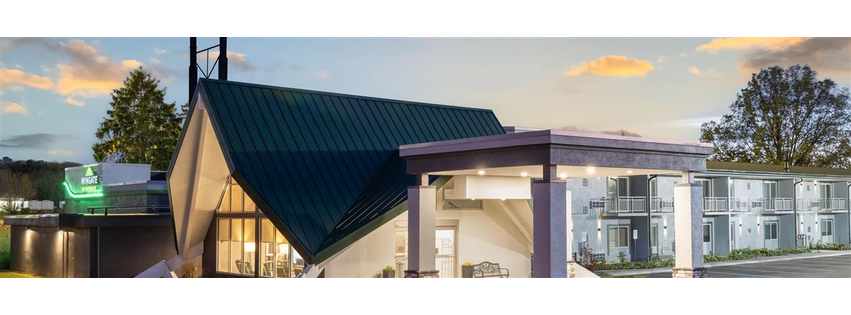 Wingate by Wyndham Geneva at SPIRE Academy
