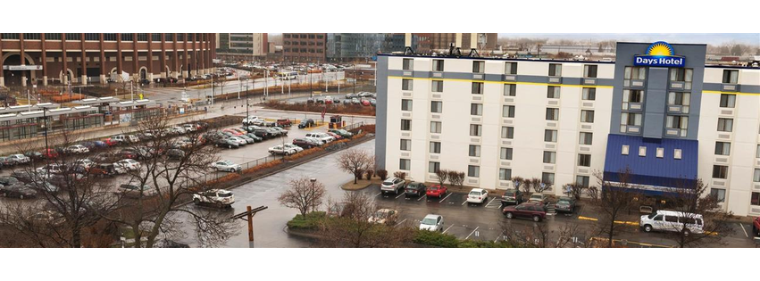 Days Hotel by Wyndham University Ave SE
