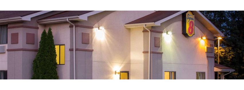 Super 8 by Wyndham Lewisburg