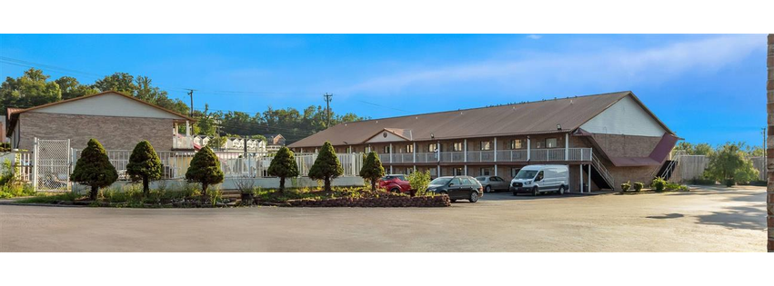 Days Inn by Wyndham Huntington