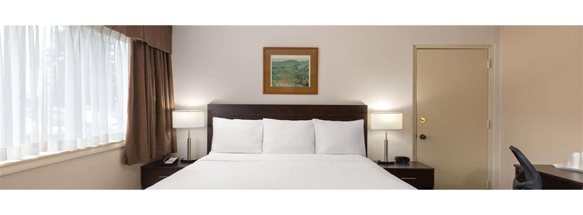 Travelodge by Wyndham Thunder Bay