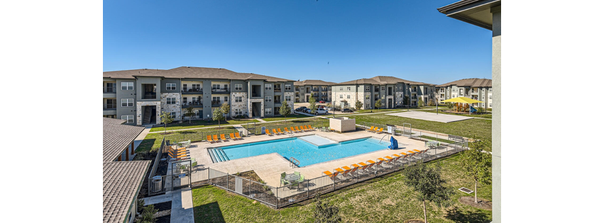 Mission Trail at El Camino Real Apartments