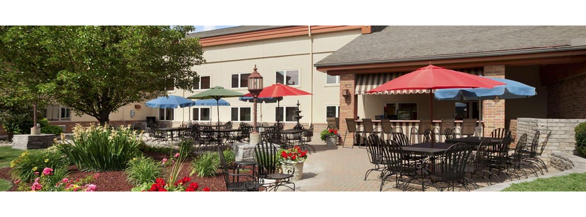 Ramada by Wyndham Saginaw Hotel & Suites