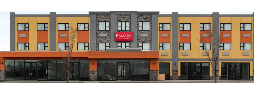 Ramada by Wyndham West Edmonton Hotel & Suites
