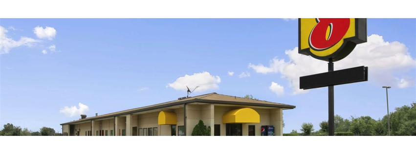 Super 8 by Wyndham Tupelo Airport