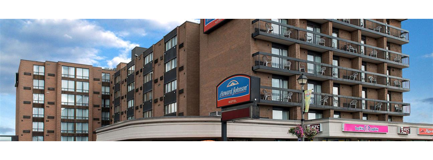 Howard Johnson Plaza by Wyndham by the Falls / Niagara Falls