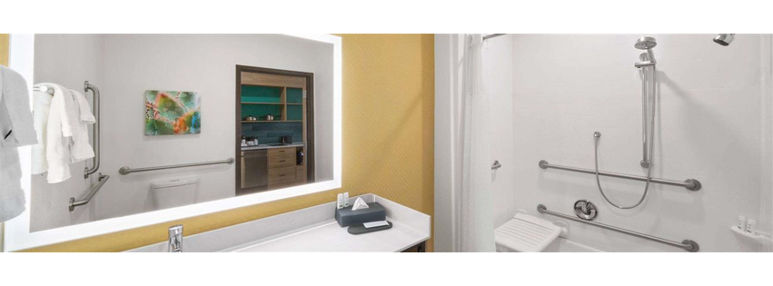 La Quinta Inn & Suites by Wyndham El Paso East Loop-375