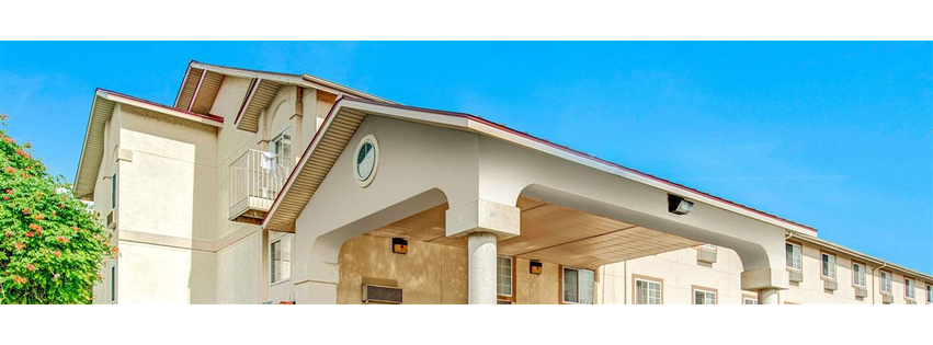Super 8 by Wyndham San Antonio/Fiesta