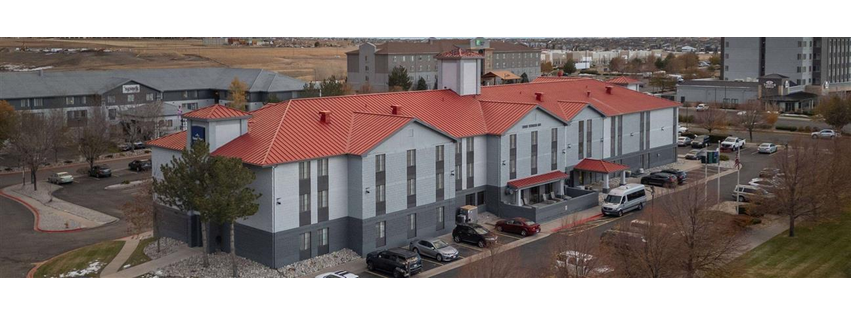 AmericInn by Wyndham Denver Airport