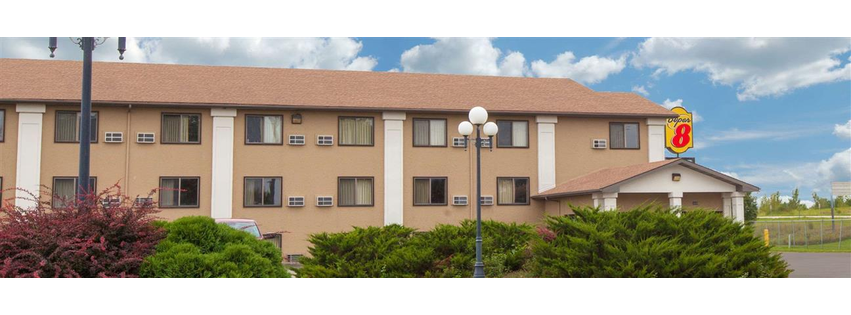 Super 8 by Wyndham Clear Lake