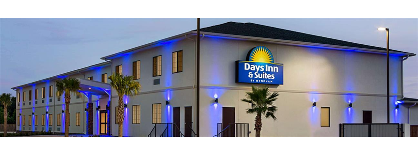 Days Inn & Suites by Wyndham Tomball/Houston NW