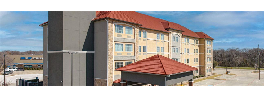 La Quinta Inn & Suites by Wyndham Allen at The Village