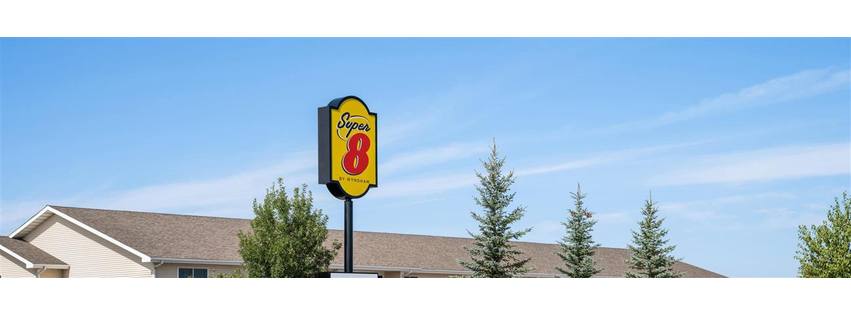 Super 8 by Wyndham Lewistown