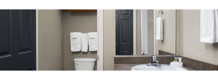 Eagle's Den Suites Kenedy a Travelodge by Wyndham