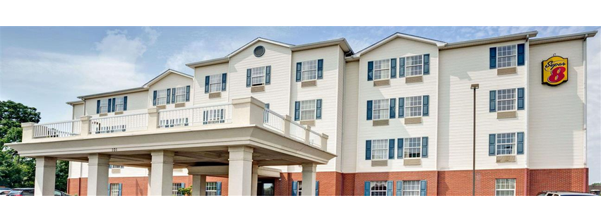 Super 8 by Wyndham Louisville/Expo Center
