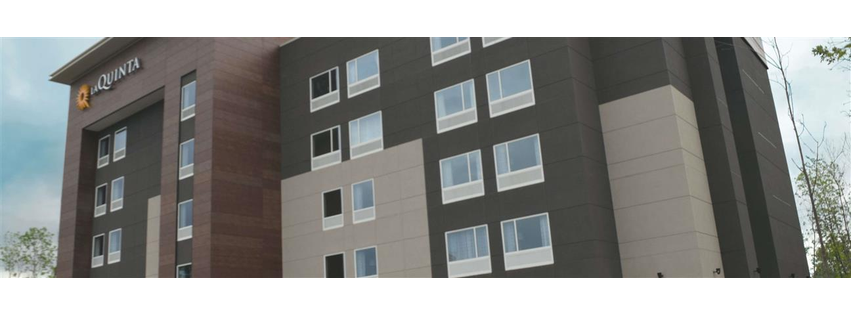 La Quinta Inn & Suites by Wyndham Buffalo Amherst