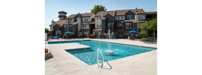 Metro on 5th Apartments