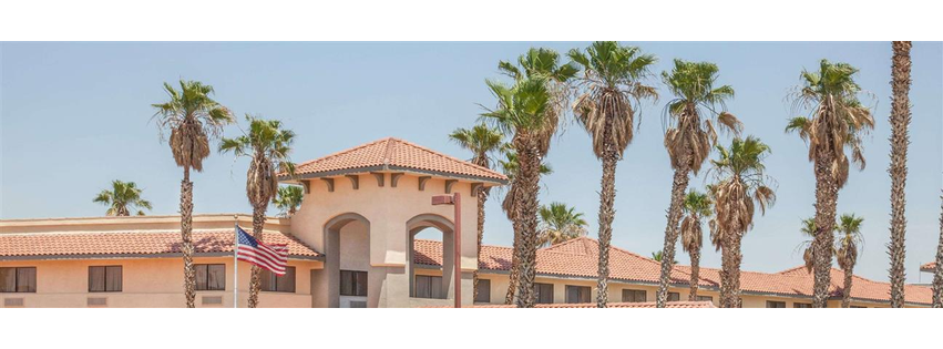 Ramada by Wyndham Barstow