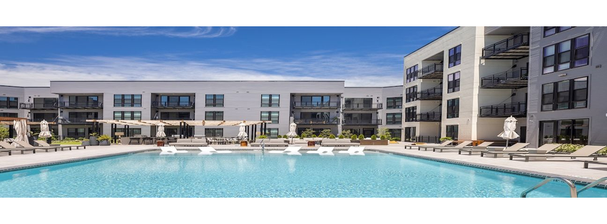 Plaza at Pinnacle Hills