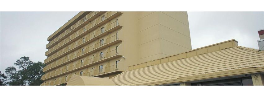 La Quinta Inn & Suites by Wyndham Stamford / New York City