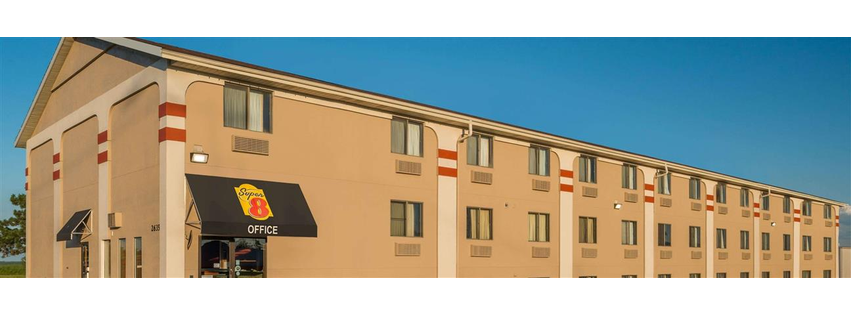 Super 8 by Wyndham Lincoln West