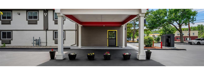 Super 8 by Wyndham Lewiston Auburn Area