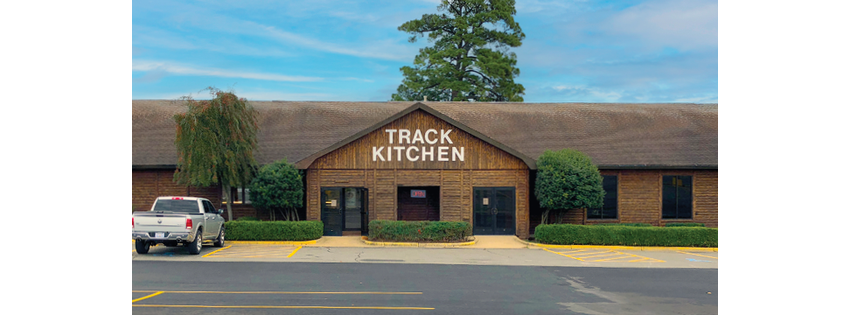 Oaklawn Track Kitchen